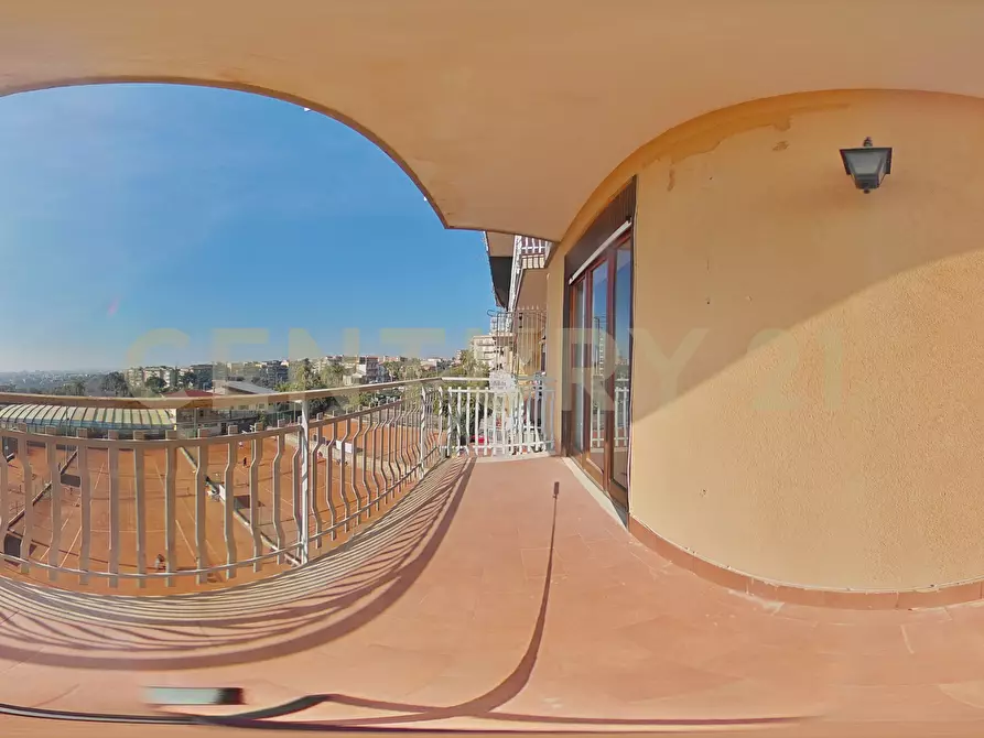 Immagine 60 di Trilocale in vendita  in Via Novaluce 48 a Tremestieri Etneo