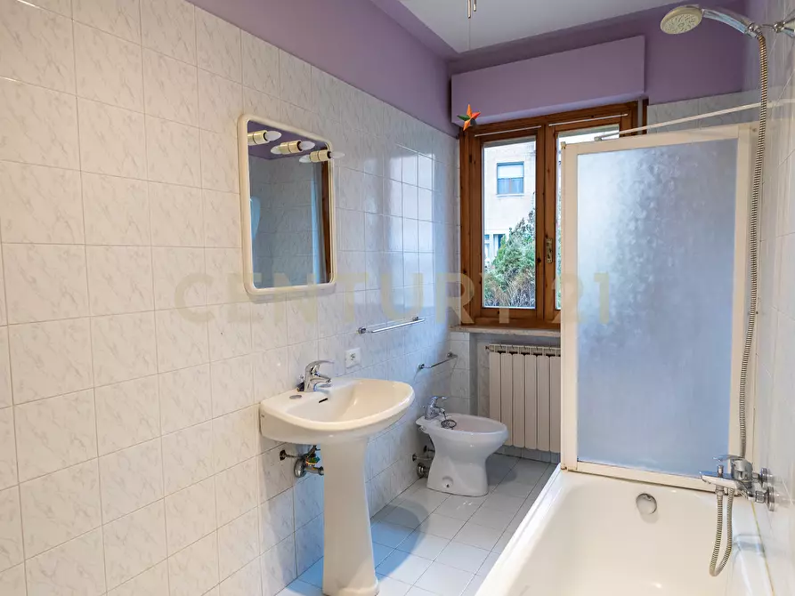 Immagine 40 di Pentalocale in vendita  in Via A. Vignali 16 a Siena