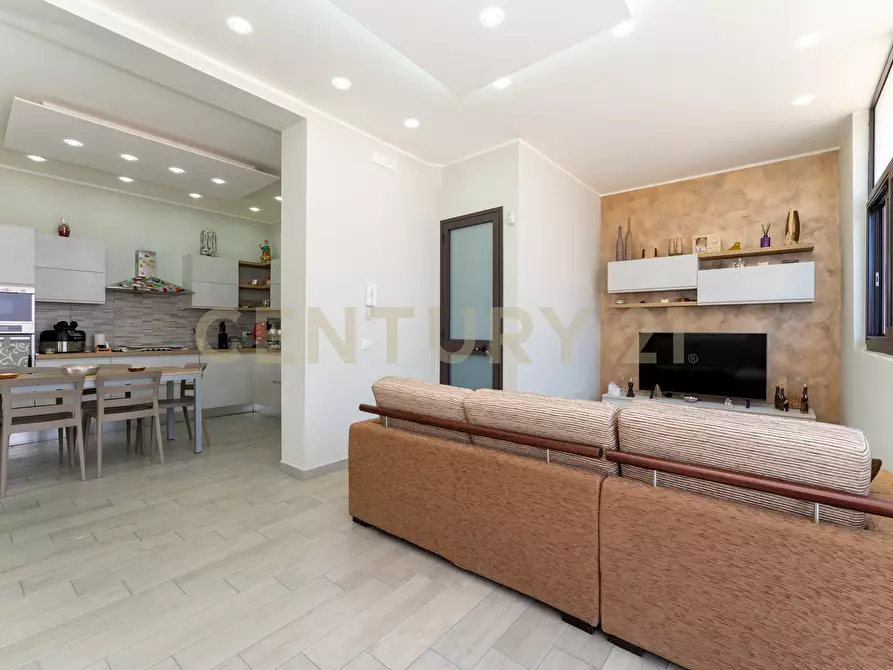 Immagine 15 di Casa indipendente in vendita  in Via Oberdan 7 a Motta Sant'anastasia