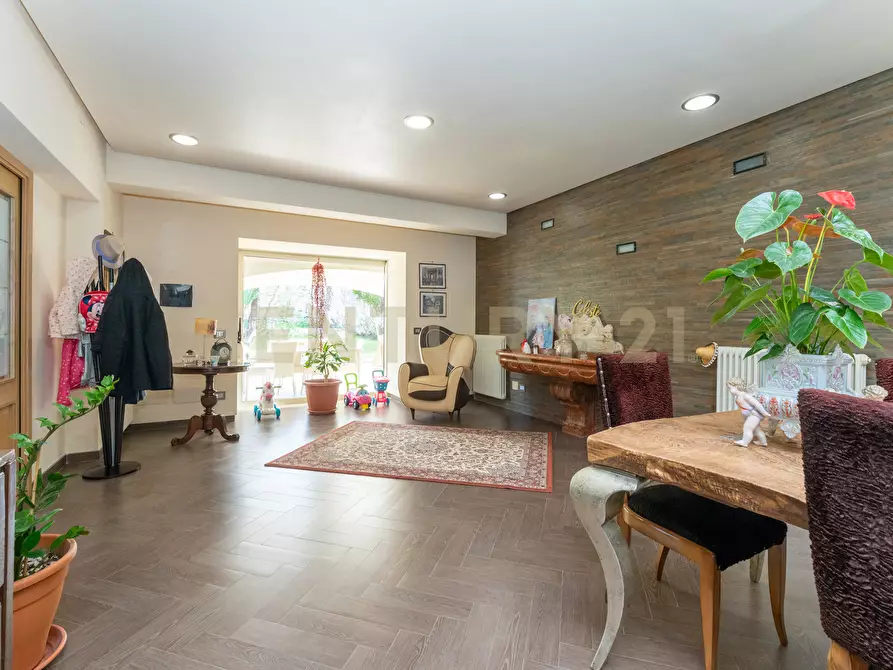 Immagine 22 di Villa in vendita  in Via G. Pezzana 11 a Aci Castello