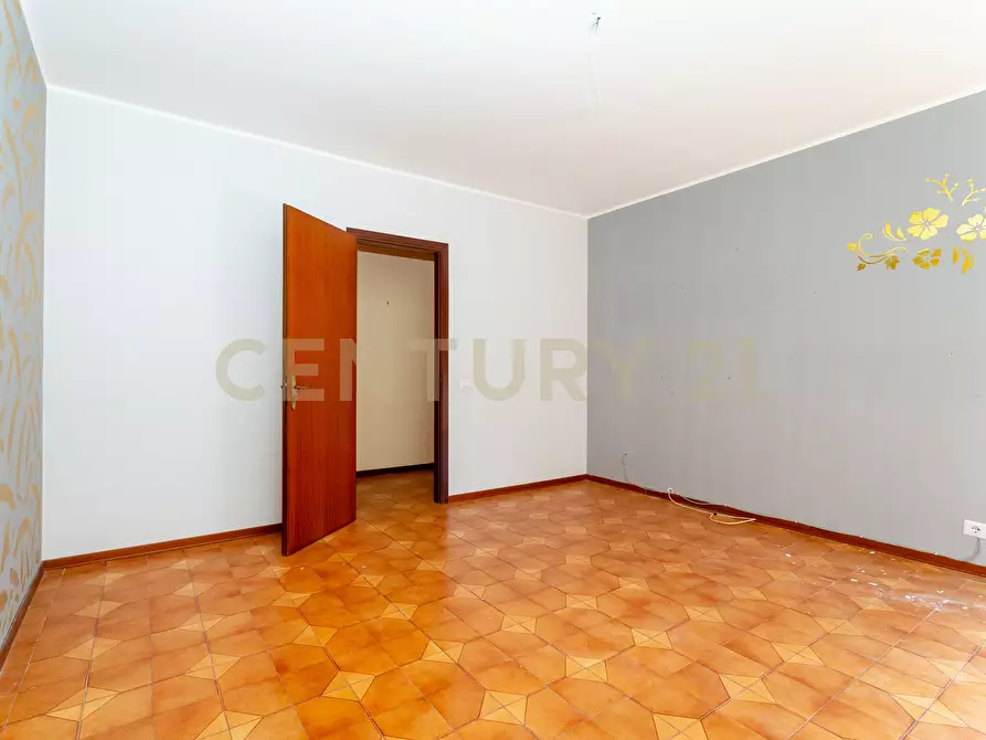 Immagine 16 di Trilocale in vendita  in Via San Nicolò 134 a Aci Catena