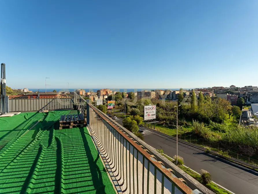 Immagine 59 di Pentalocale in vendita  in Via Lo Jacono Francesco 53 a Sant'agata Li Battiati