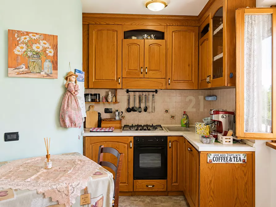 Immagine 5 di Bilocale in vendita  in Via Remedi 55 a Abbadia San Salvatore