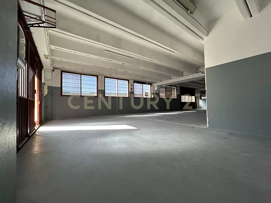 Immagine 18 di Laboratorio in affitto  in Via Vespucci Amerigo 7 a San Martino Buon Albergo