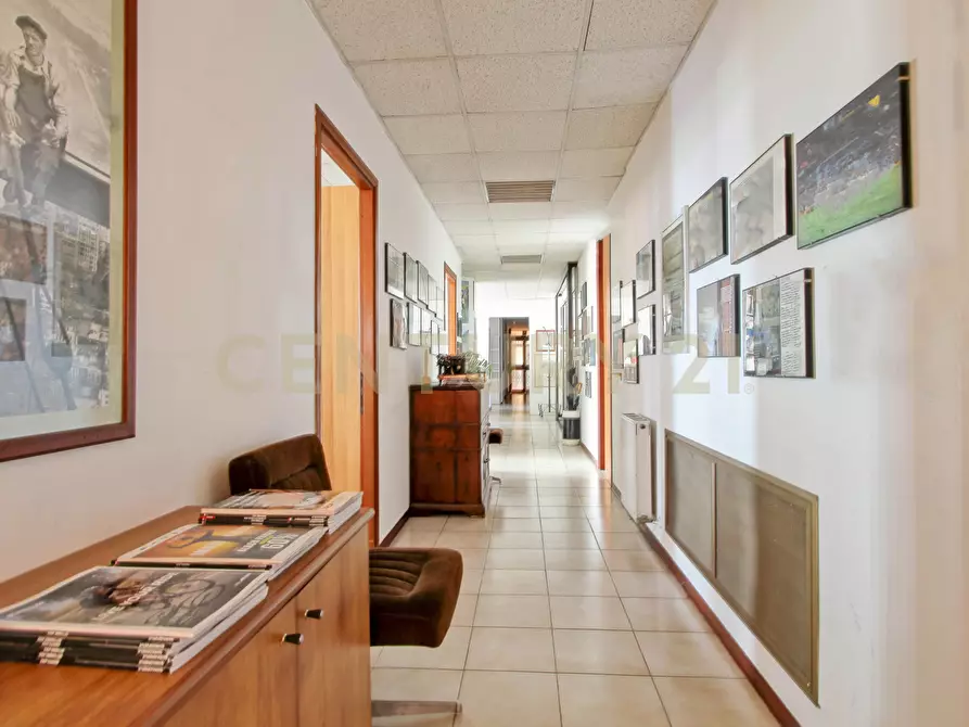 Immagine 2 di Ufficio in vendita  in Via Giuseppe Capogrossi 50 a Roma