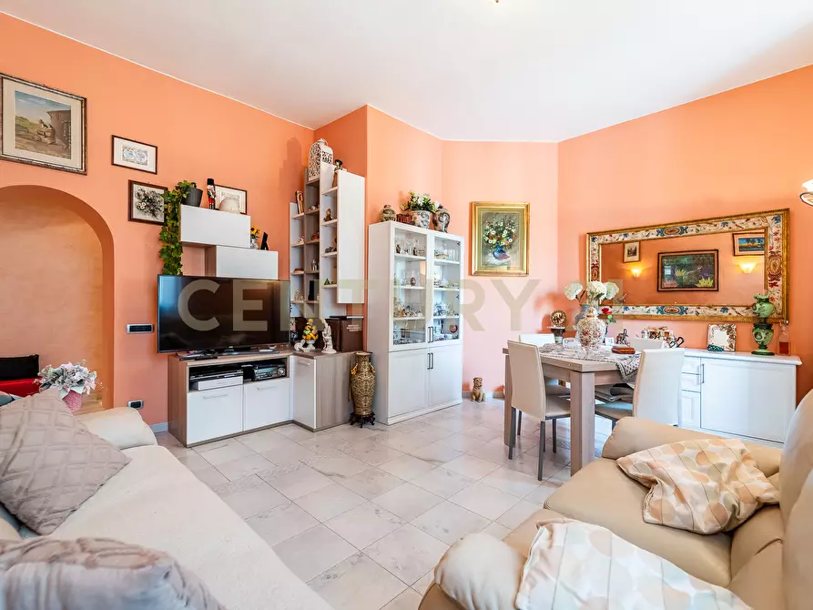 Immagine 3 di Trilocale in vendita  in Via Pietro Giannone 27 a Roma