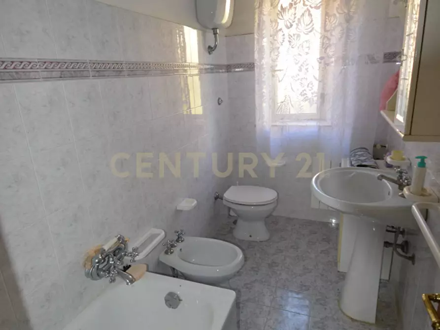 Immagine 27 di Casa indipendente in vendita  a Semproniano