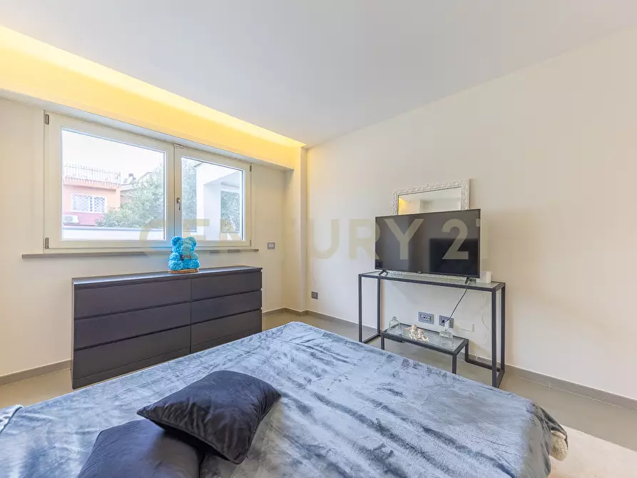 Immagine 51 di Villa in affitto  in Via Bedollo 117 a Roma