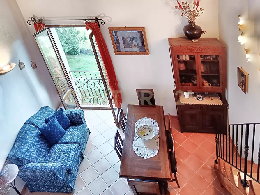 Immagine 10 di Bilocale in vendita  in Via della Penna 16 a Castel Del Piano