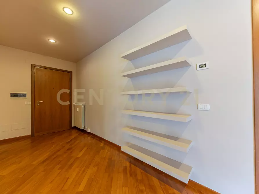 Immagine 52 di Appartamento in affitto  in Via Leonessa 28 a Roma