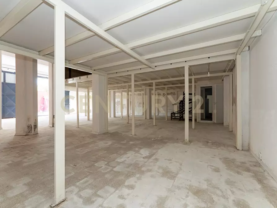 Immagine 24 di Casa indipendente in vendita  in CORSO SAN VITO 141 a Catania