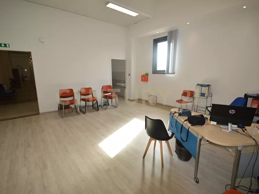 Immagine 13 di Ufficio in vendita  in Via Ambra 33/A a Grosseto