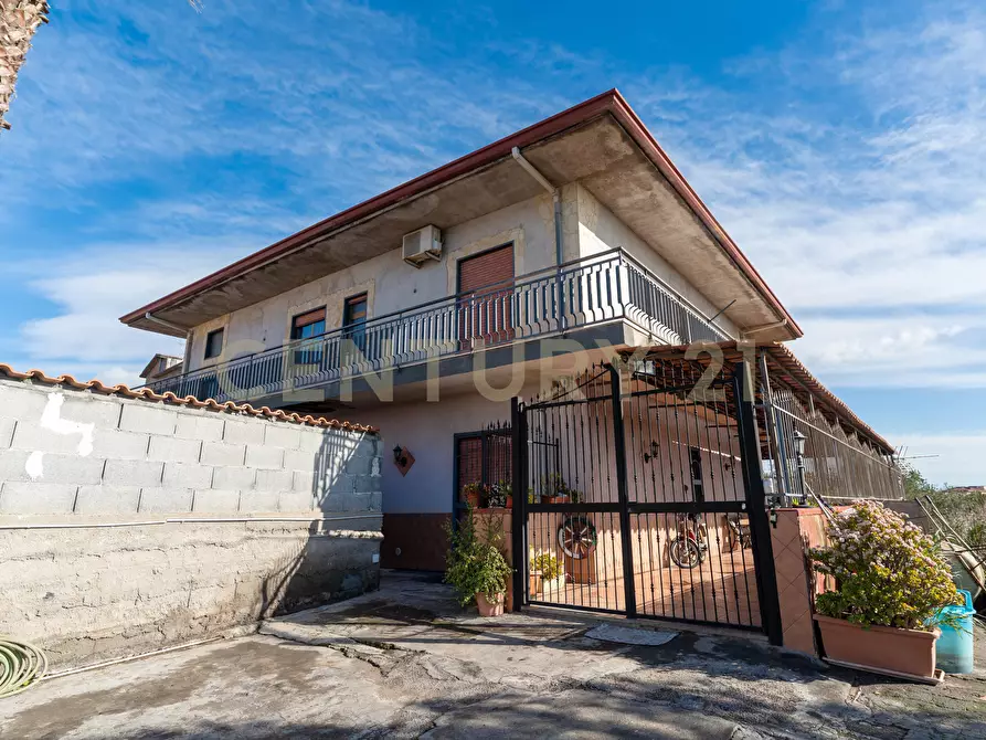 Immagine 3 di Casa semindipendente in vendita  in via villa flaminia 33 a Catania