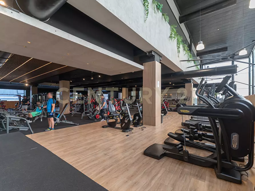 Immagine 16 di Attività commerciale in vendita  in Viale del Commercio a Misterbianco