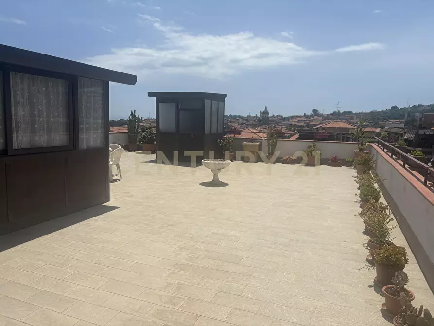 Immagine 35 di Appartamento in vendita  in Via Finocchiari 143 a Aci Catena