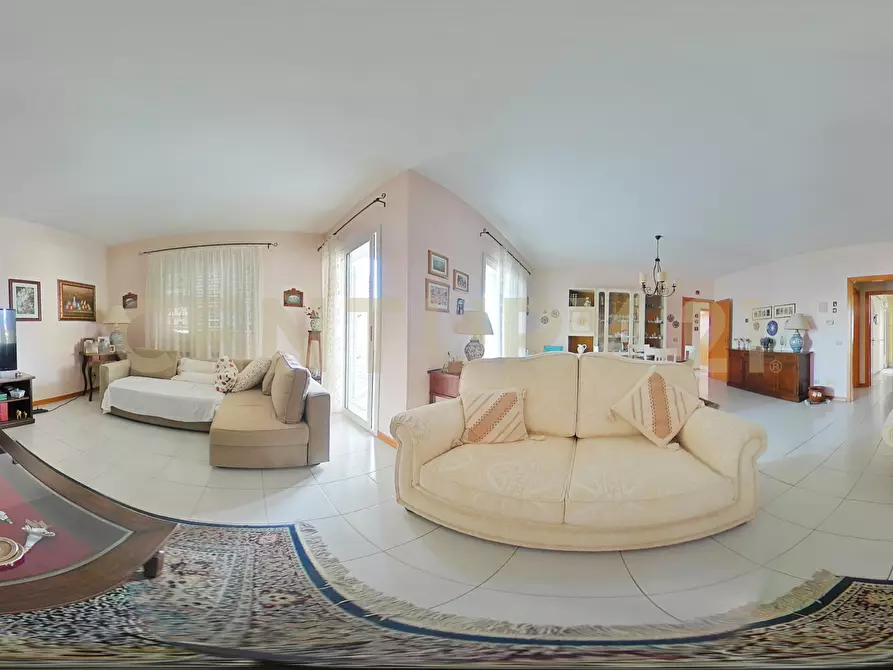 Immagine 48 di Pentalocale in vendita  in Via Nino Martoglio 13 a Valverde