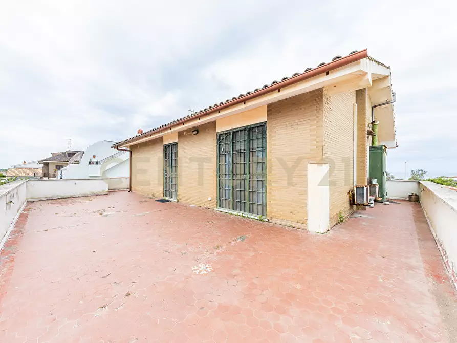 Immagine 80 di Villa in vendita  in Via Calabria 4 a Ardea