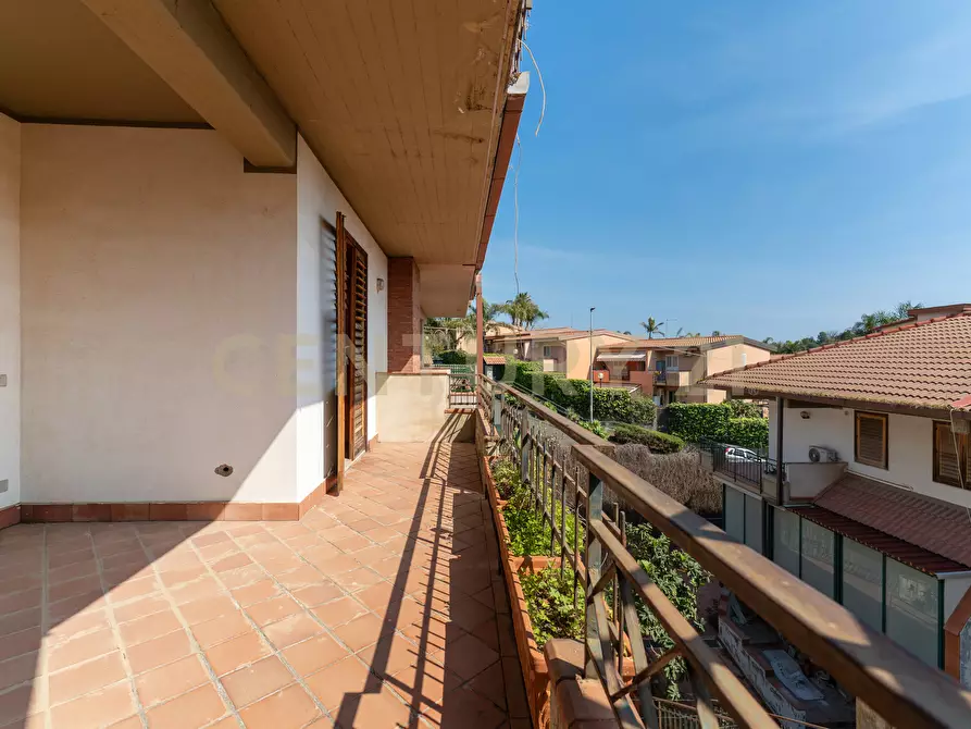 Immagine 24 di Villa in vendita  in Via dei Ciclopi 71 a Aci Catena