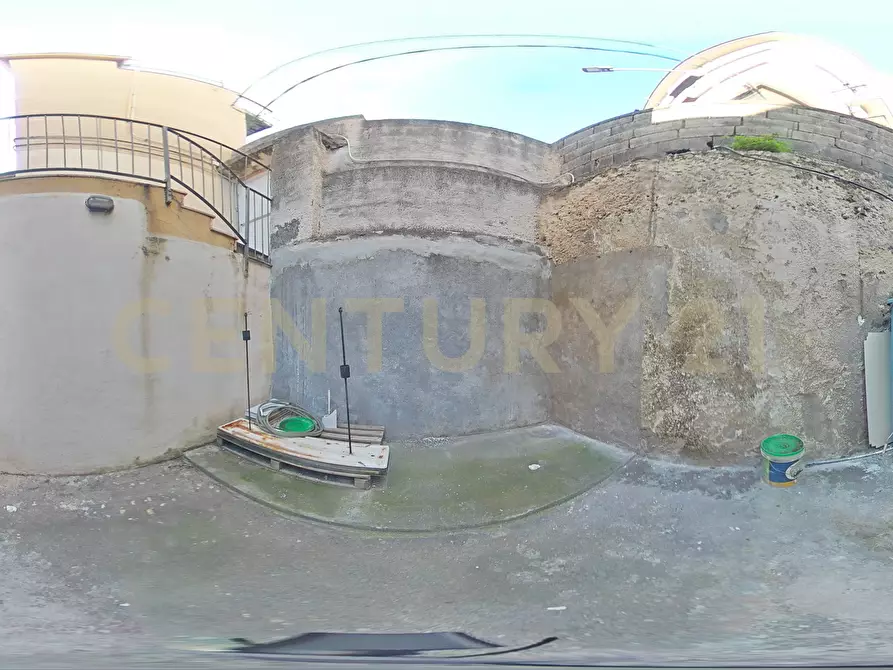 Immagine 9 di Locale commerciale in vendita  in Via Nizzeti 3 a Tremestieri Etneo