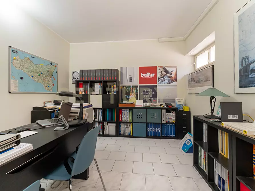 Immagine 21 di Ufficio in vendita  in Via Grazia Deledda 17/A a Catania