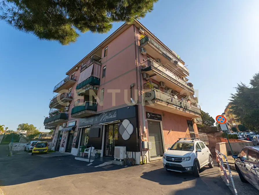 Immagine 1 di Trilocale in vendita  in Via Duca degli Abruzzi 163 a San Giovanni La Punta