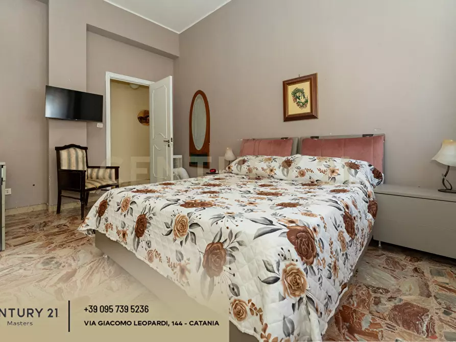 Immagine 18 di Pentalocale in vendita  in Via Isole Eolie 126 a Paterno'