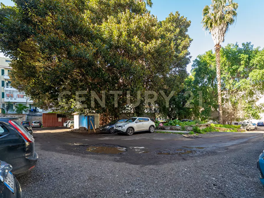 Immagine 35 di Bilocale in vendita  in VIALE MARIO RAPISARDI 158 a Catania