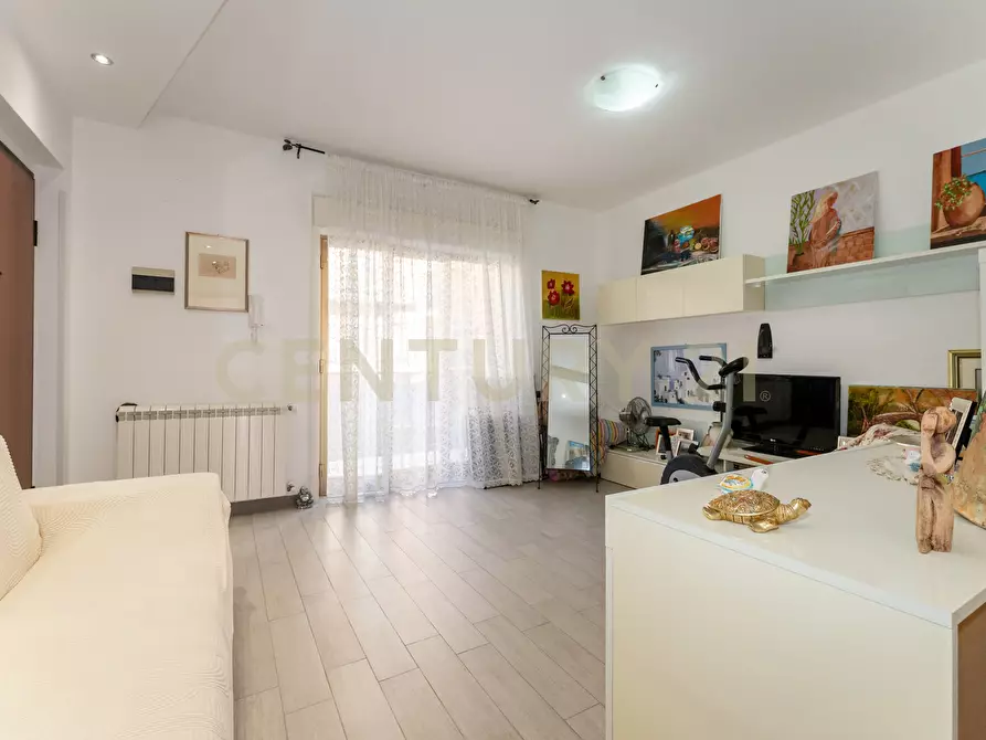 Immagine 18 di Bilocale in vendita  in Via dei Ciclopi 160 a Aci Catena