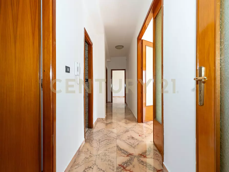 Immagine 1 di Pentalocale in affitto  in Viale Lorenzo Bolano 45 a Catania