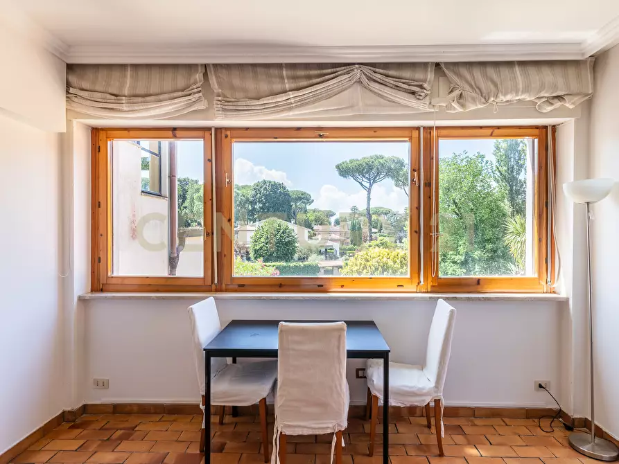 Immagine 12 di Bilocale in vendita  in Largo Olgiata 15 a Roma