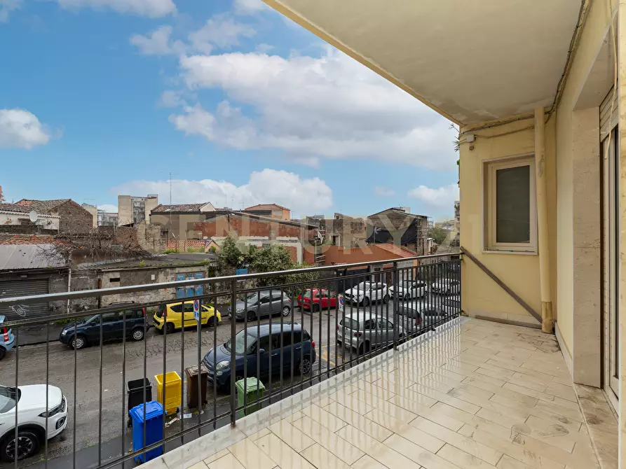 Immagine 3 di Quadrilocale in vendita  in Via Enrico Ferri 15 a Catania
