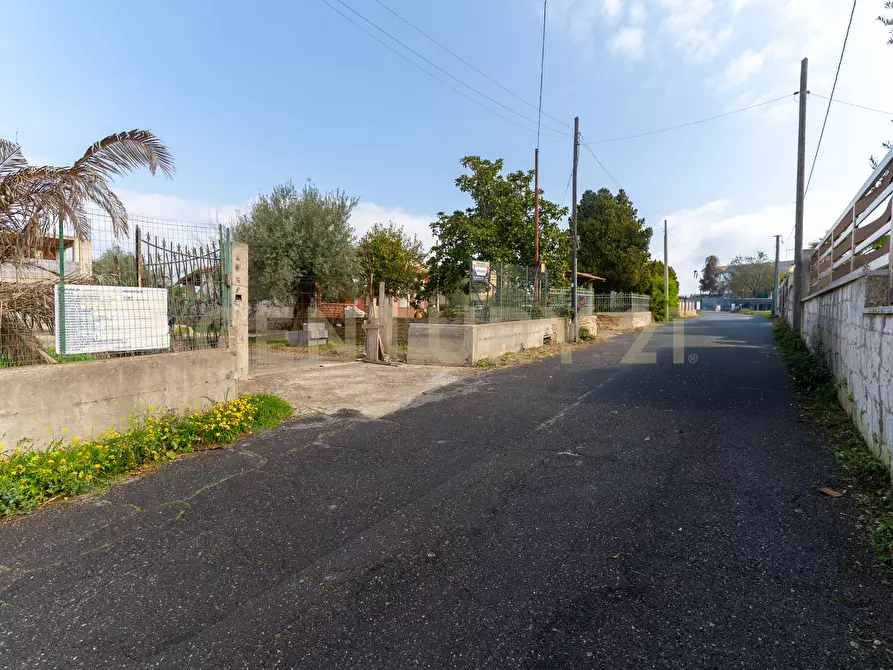 Immagine 5 di Villa in vendita  in Via del Salice a Augusta