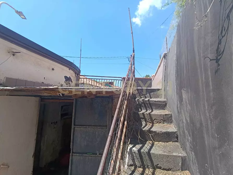 Immagine 15 di Casa indipendente in vendita  in Salita dei Saponari a Trecastagni