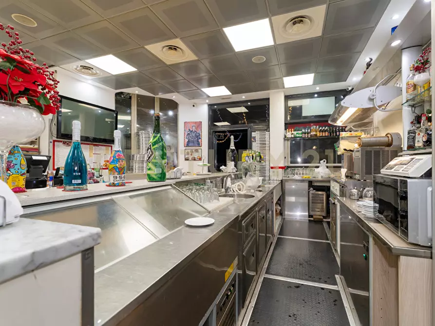 Immagine 11 di Pizzeria / Pub in vendita  in Viale Mario Rapisardi 646 a Catania