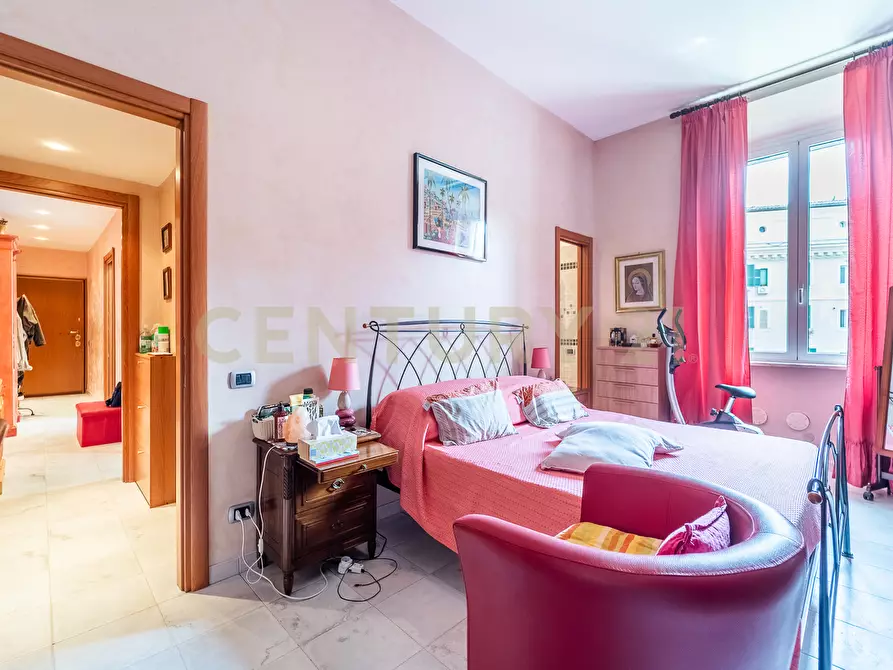 Immagine 8 di Trilocale in vendita  in Via Pietro Giannone 27 a Roma