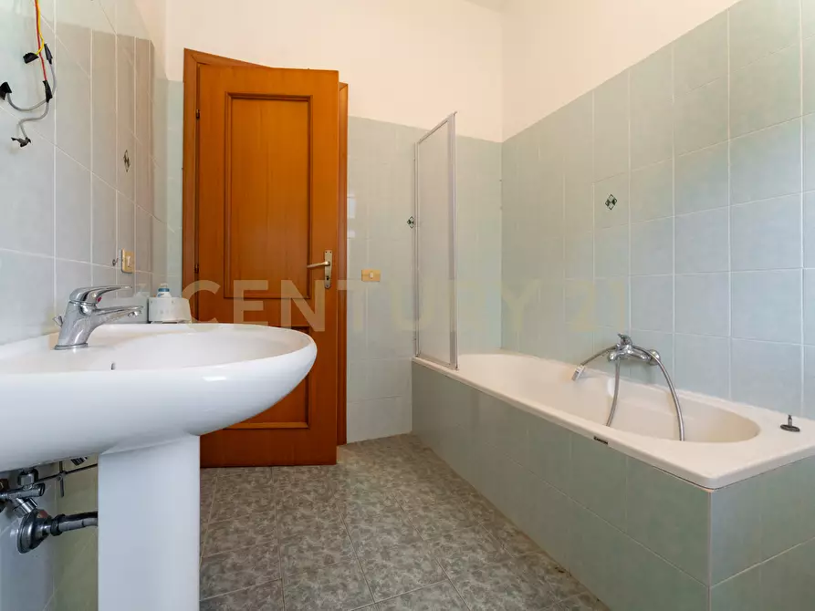 Immagine 31 di Porzione di casa in vendita  in Via Gaetano Donizetti 15 a Mascalucia