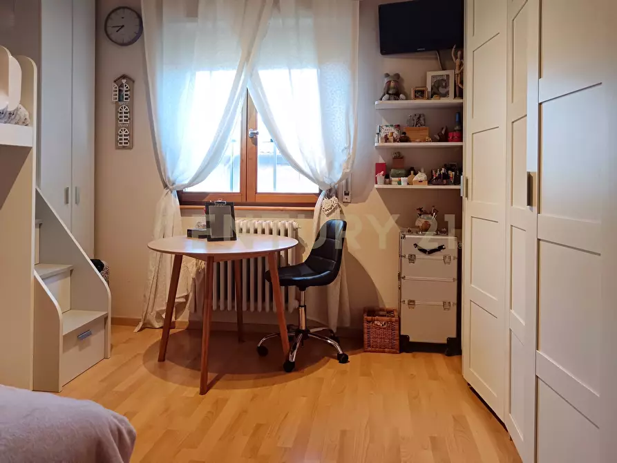 Immagine 26 di Pentalocale in vendita  in Via XXV Aprile 28 a Abbadia San Salvatore