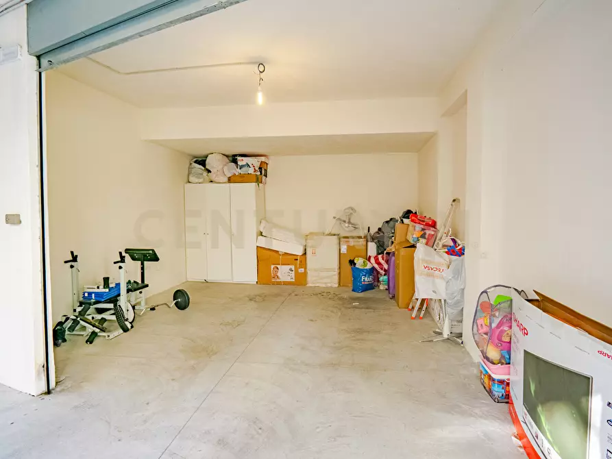 Immagine 36 di Trilocale in vendita  in Via Giuseppe Simili 73-77 a Catania