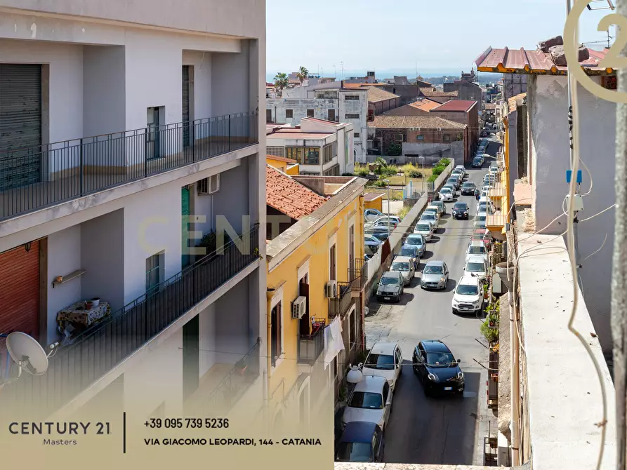 Immagine 48 di Quadrilocale in vendita  in Via F. Bianco 2 a Catania
