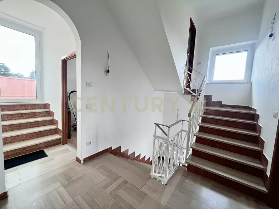 Immagine 25 di Villa in vendita  in Piazza Barbana 35 a Scansano