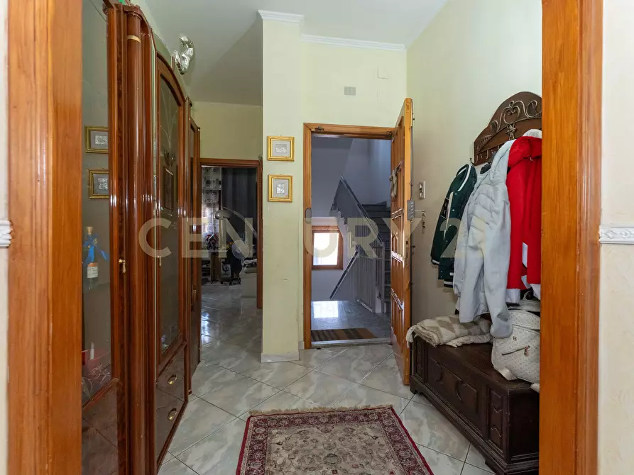 Immagine 8 di Pentalocale in vendita  in Via Antonio de Curtis 27 a Misterbianco