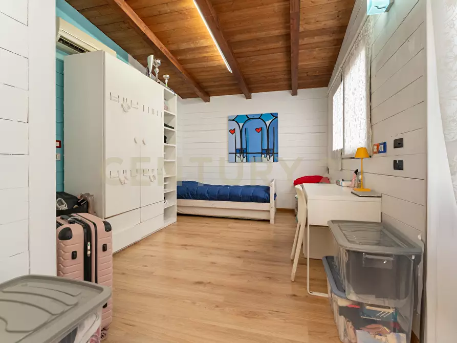 Immagine 56 di Attico in vendita  in Via Maria Gianni 85 a Catania