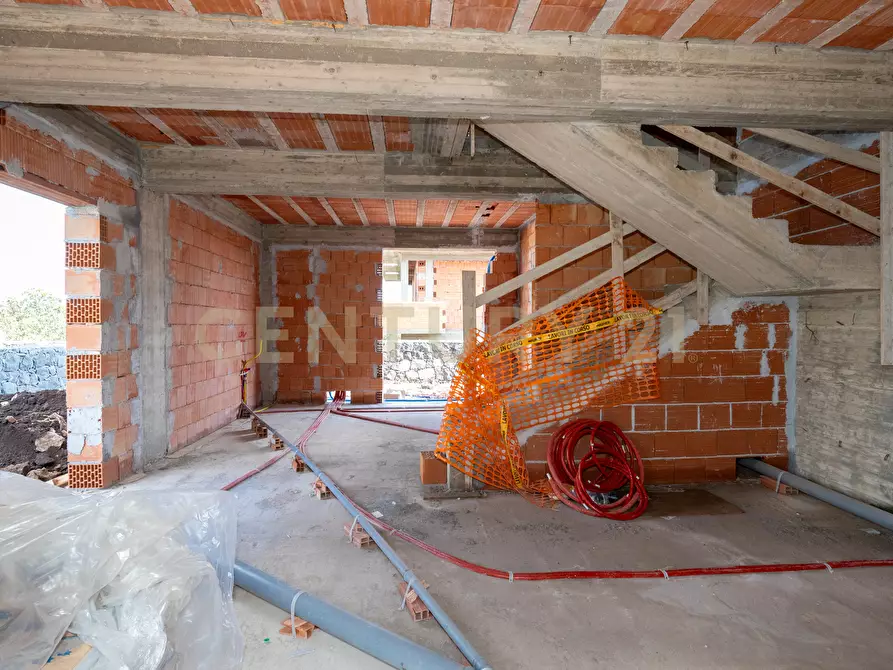 Immagine 27 di Villa in vendita  in Via Ruggero Leoncavallo 7 a Aci Sant'antonio