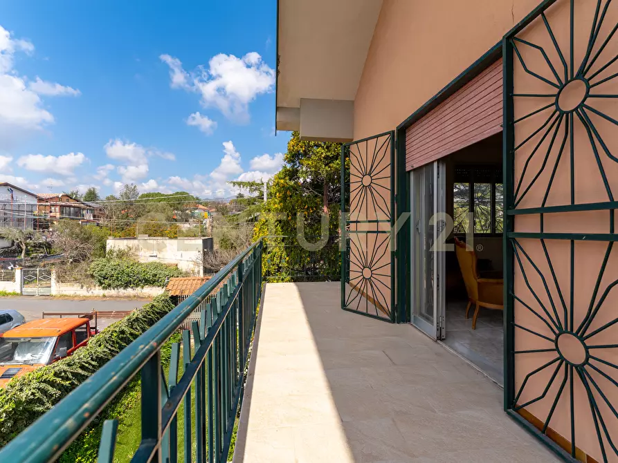 Immagine 47 di Casa bifamiliare in vendita  in Via Benedetto Croce 6 a Pedara