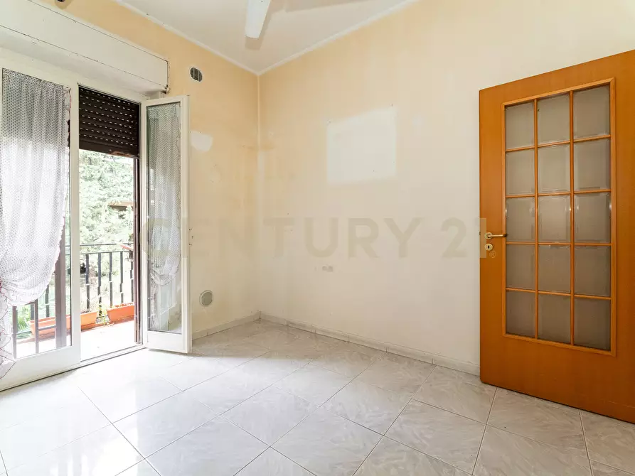 Immagine 8 di Pentalocale in vendita  in Via Stefano Vitale 12 a Catania