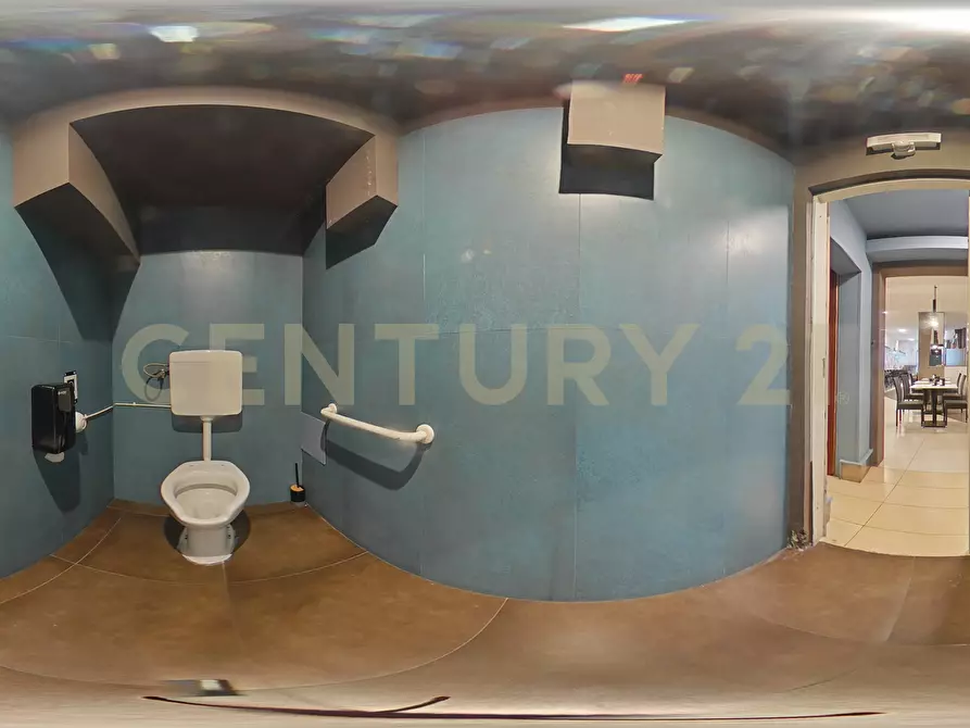 Immagine 49 di Bar / Ristorante in vendita  in Via Vincenzo Giuffrida a Catania