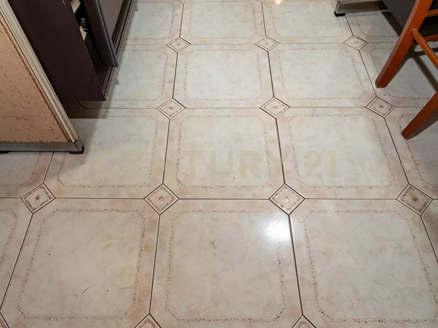 Immagine 13 di Pentalocale in vendita  in Via Giuseppe Garibaldi 179 a Catania