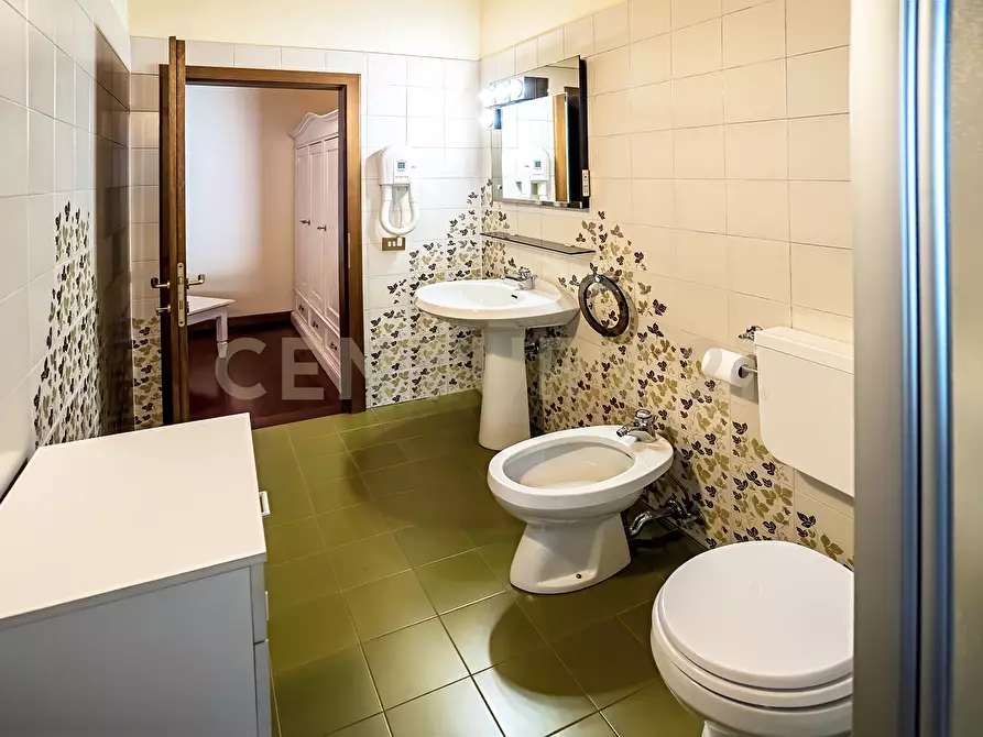 Immagine 131 di Villa in vendita  in Via Adige 25 a Brentino Belluno