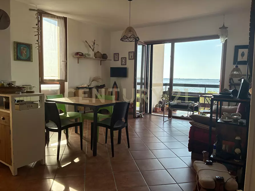 Immagine 3 di Bilocale in vendita  in Lungolago dei Pescatori 12 a Orbetello