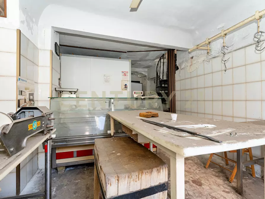 Immagine 41 di Bilocale in vendita  in Via Plebiscito 137 a Catania